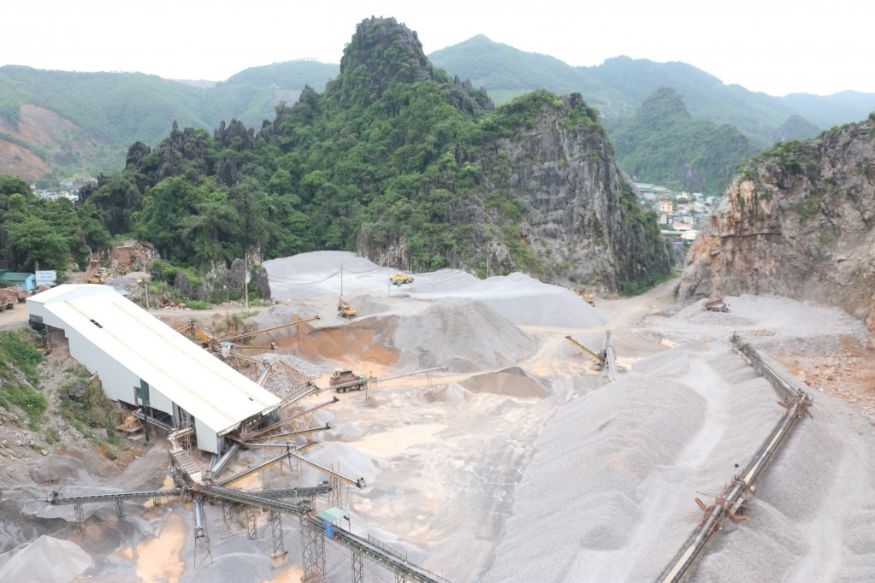 До 2025г. все карьеры камня в провинции Куангнинь будут закрыты
