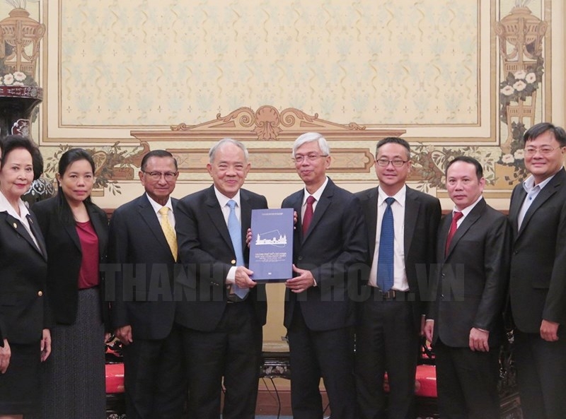 Укрепление отношений дружбы и эффективного сотрудничества между Вьетнамом и Таиландом