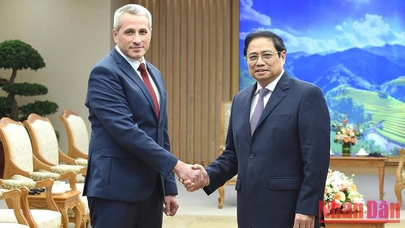 Содействие развитию дружбы и многостороннего сотрудничества между Вьетнамом и Беларусью