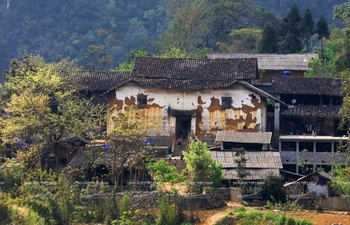 Тайнственный старинный дом в Хашунге