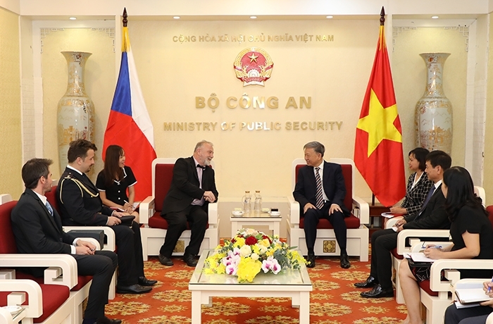 Вьетнам и Чехия активизирует сотрудничество в борьбе с преступностью