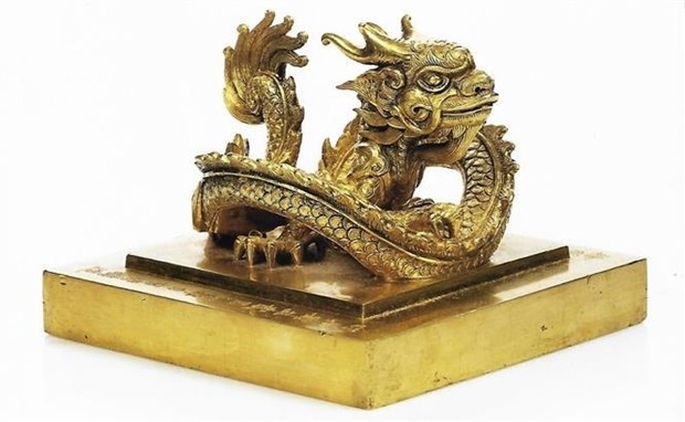 Золотая печать короля Минь Манга исключена из списка аукциона во Франции