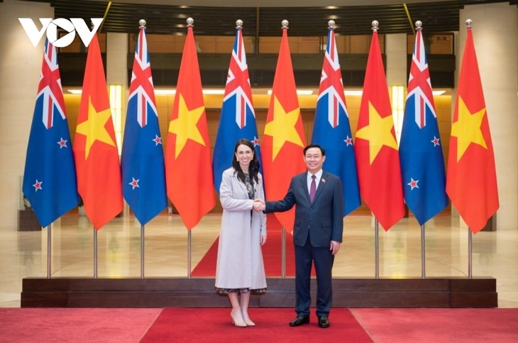 Вьетнам-Новая Зеландия укрепляют парламентские отношения, всесторонне продвигают экономику, торговлю, инвестиции и образование