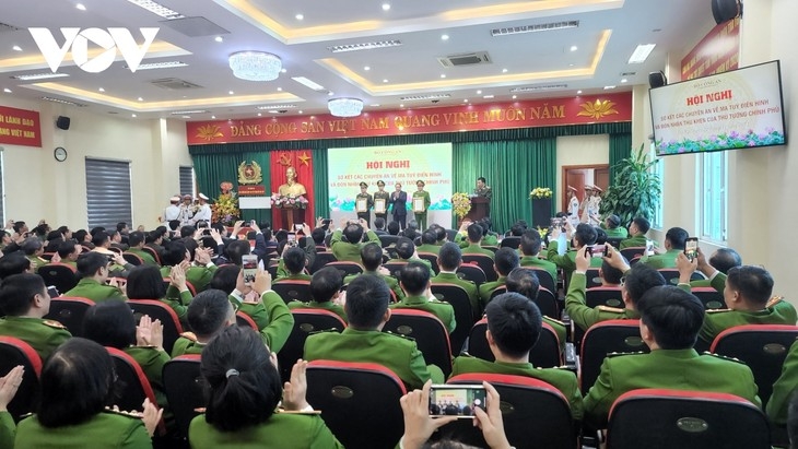Премьер-министр Фам Минь Чинь: эффективное выполнение международных обязательств по борьбе с наркотиками