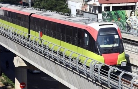 Тестовая эксплуатация поезда метро линии Нён-Ханойский вокзал со скоростью до 80 км/ч