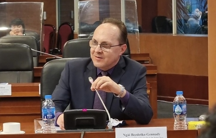 Обмен информацией о внутренней и внешней политике, экономике и международном сотрудничестве Российской Федерации