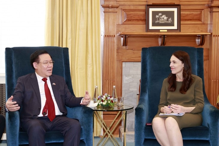 Председатель Национального собрания Вьетнама Выонг Динь Хюэ встретился с премьер-министром Новой Зеландии Джасиндой Ардерн